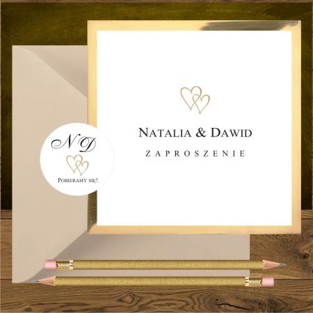 Minimalistyczne zaproszenia ślubne, eleganckie glamour. Dwa małe złote serduszka mini